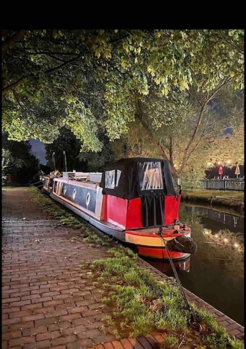 Hidden Gem Canal Facing Retreat With Lovely Walks Hopwas Экстерьер фото